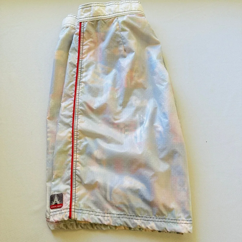 Vintage Aaron Chang Mens Board Shorts 32 Swim Trunks Ripstop Photo Print USA Y2K
